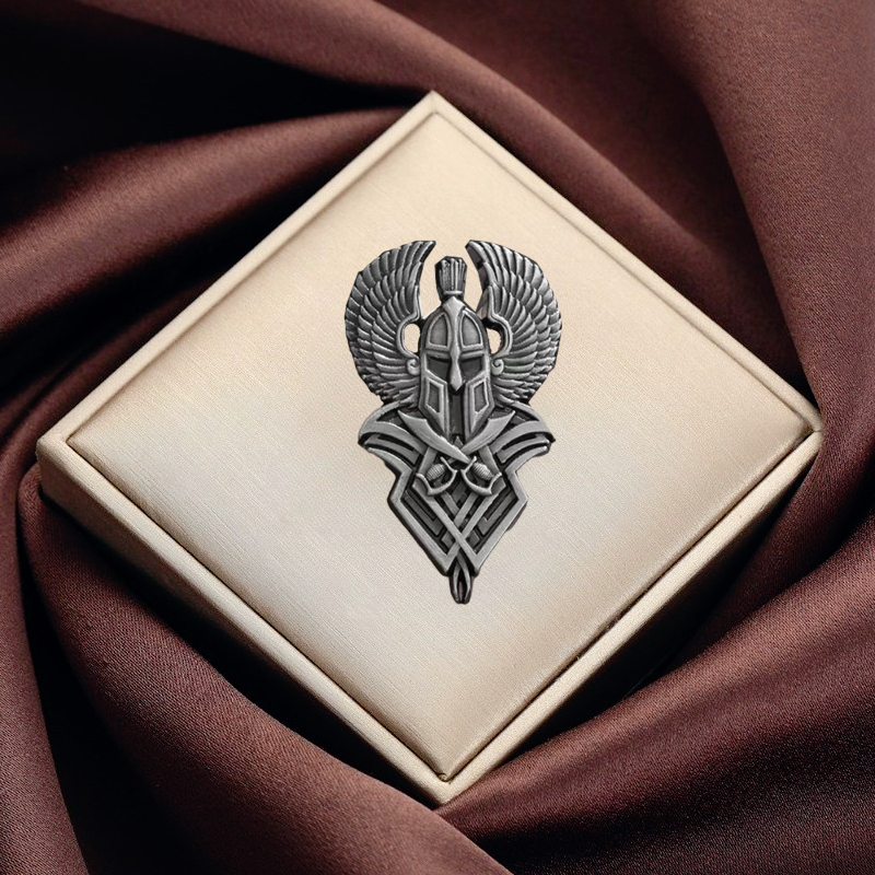 1pcs Knight Helmet Wing Brooch - Women'S Retro Bags 评论和价格